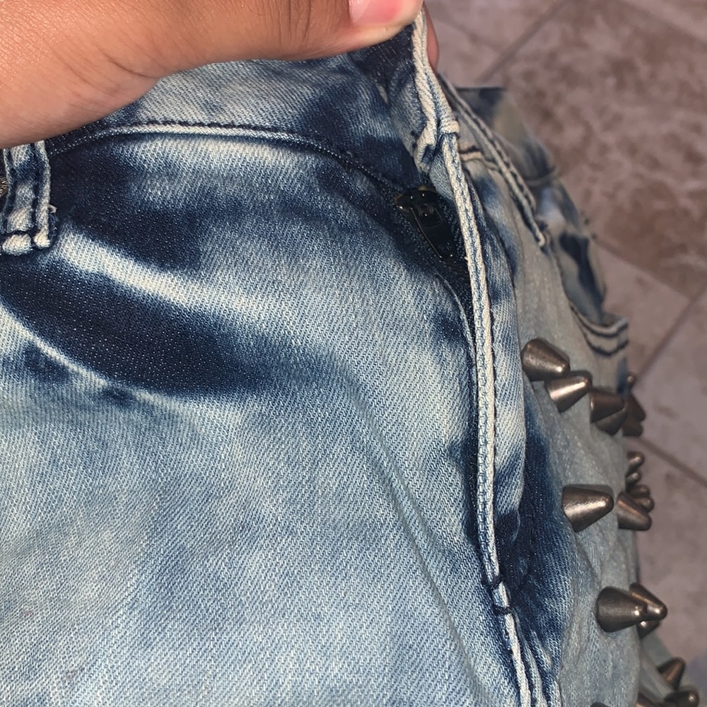 Denim shorts - Picture 6 of 6